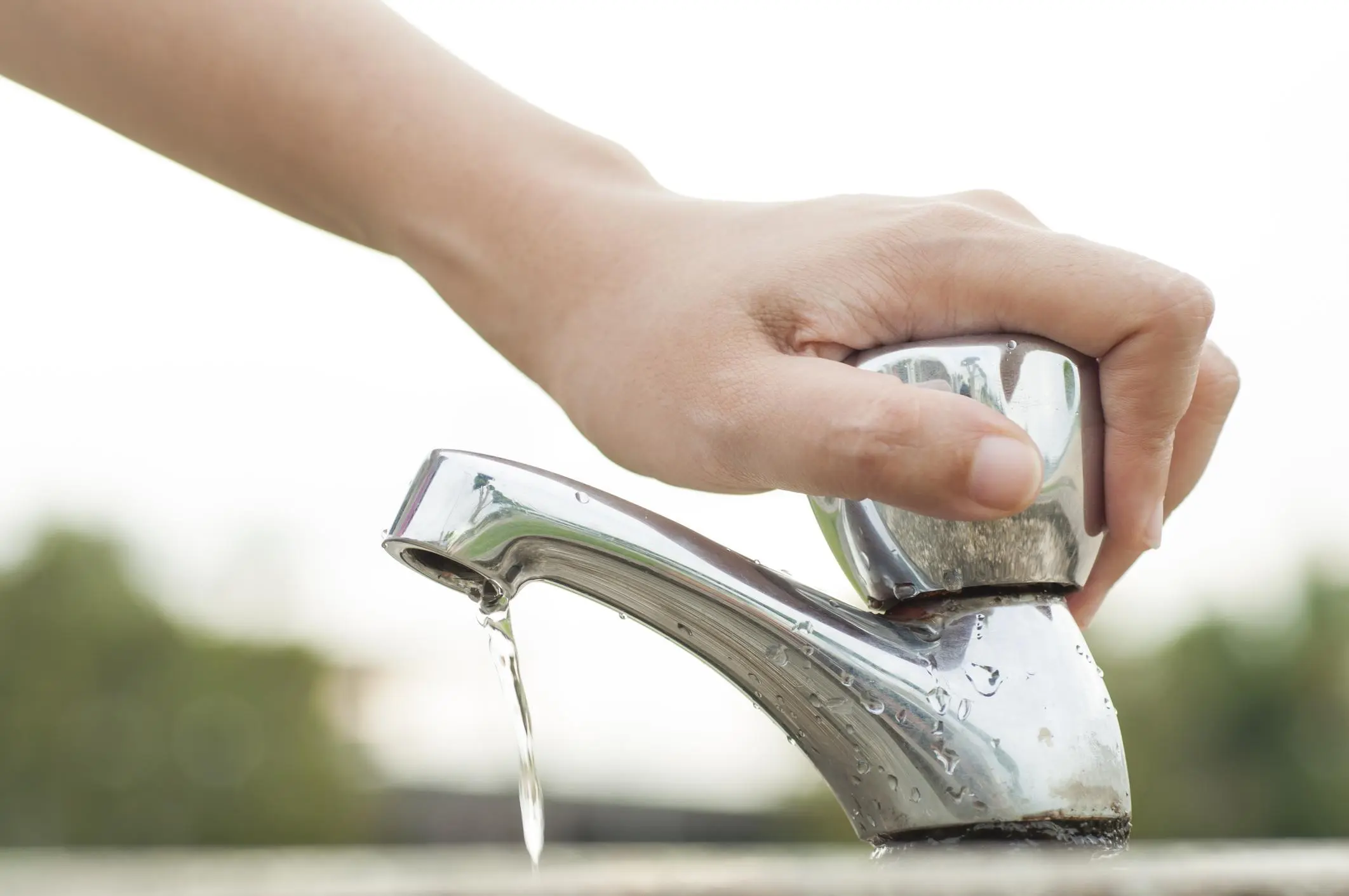 Lire la suite à propos de l’article Économiser l’eau à la maison : conseils pratiques